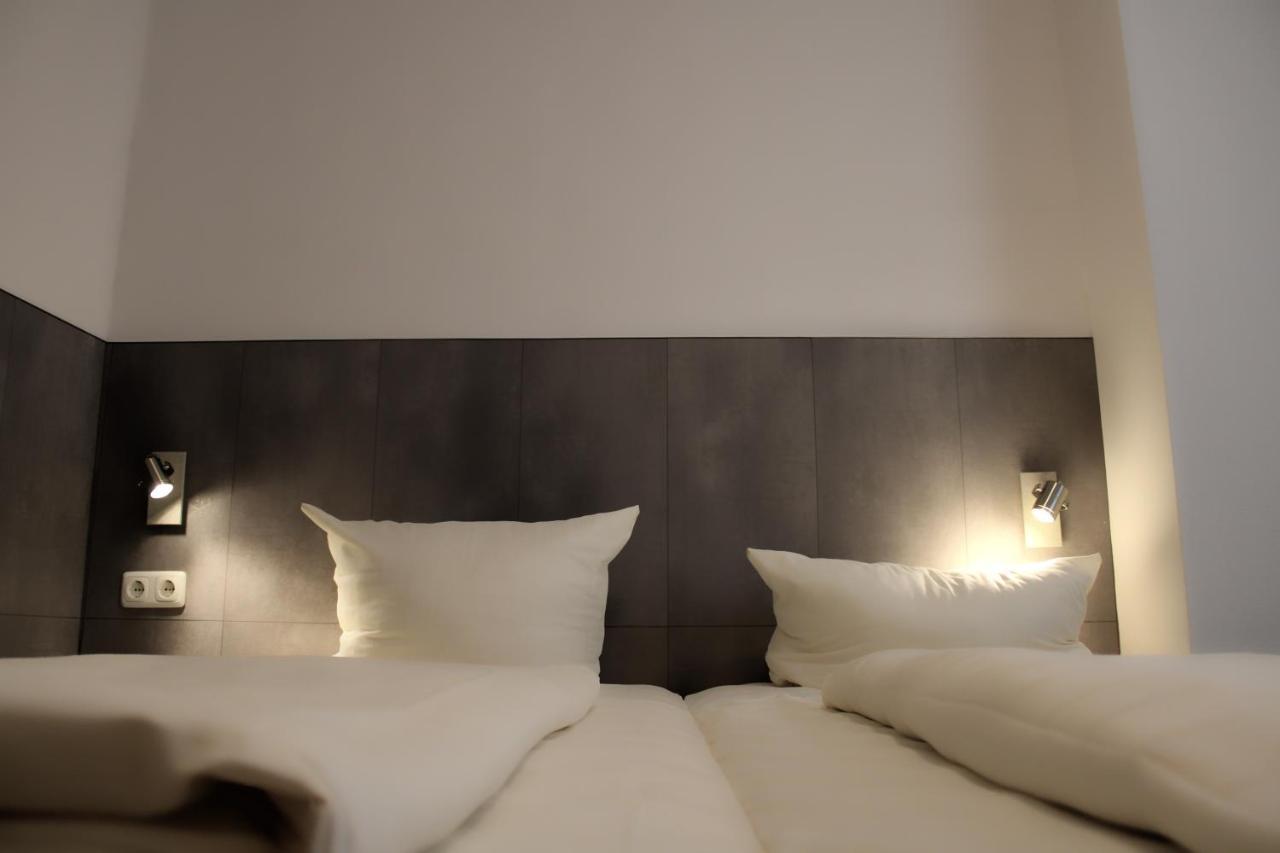 Cvjm Hotel Am Dom Lubeck Ngoại thất bức ảnh