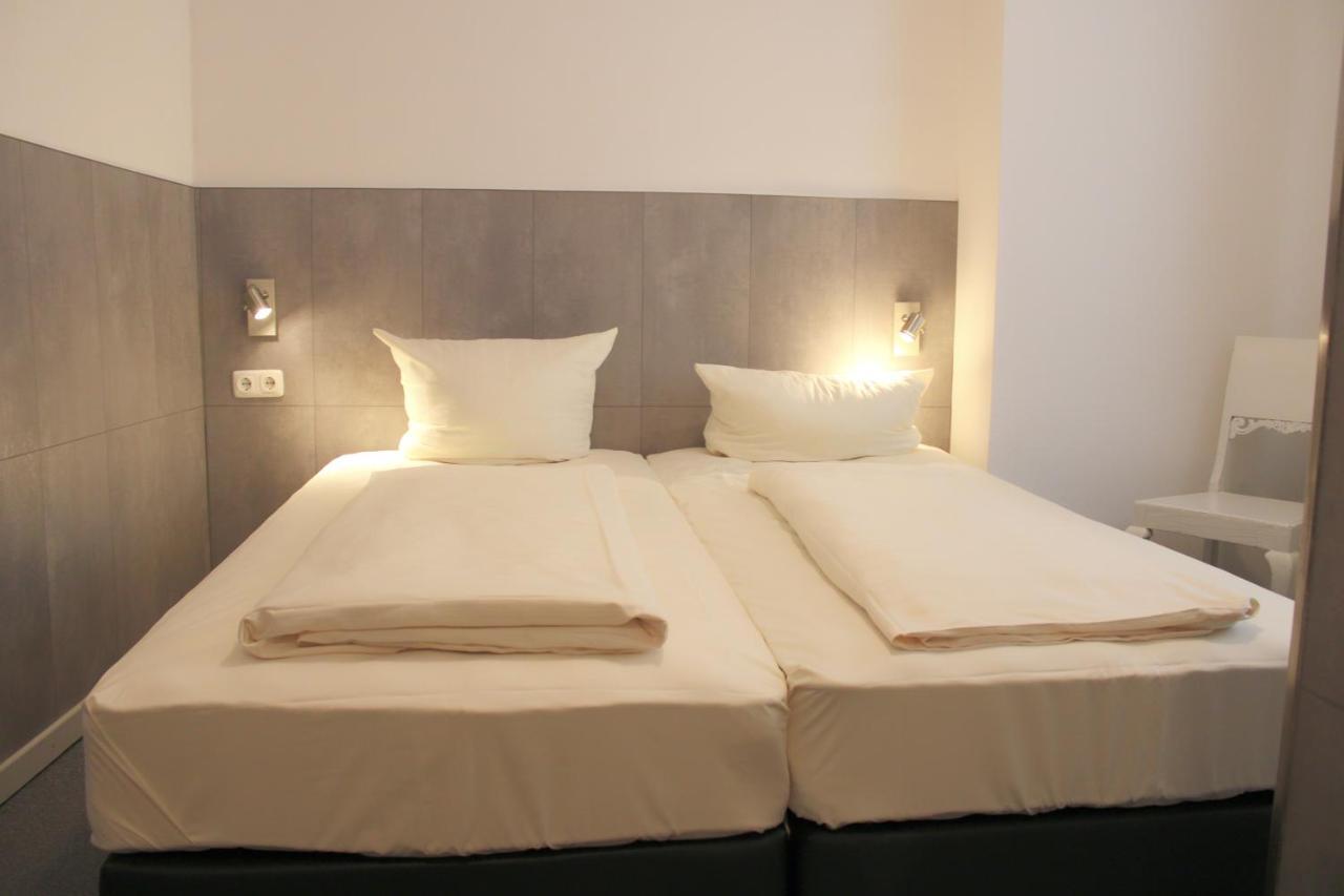 Cvjm Hotel Am Dom Lubeck Ngoại thất bức ảnh