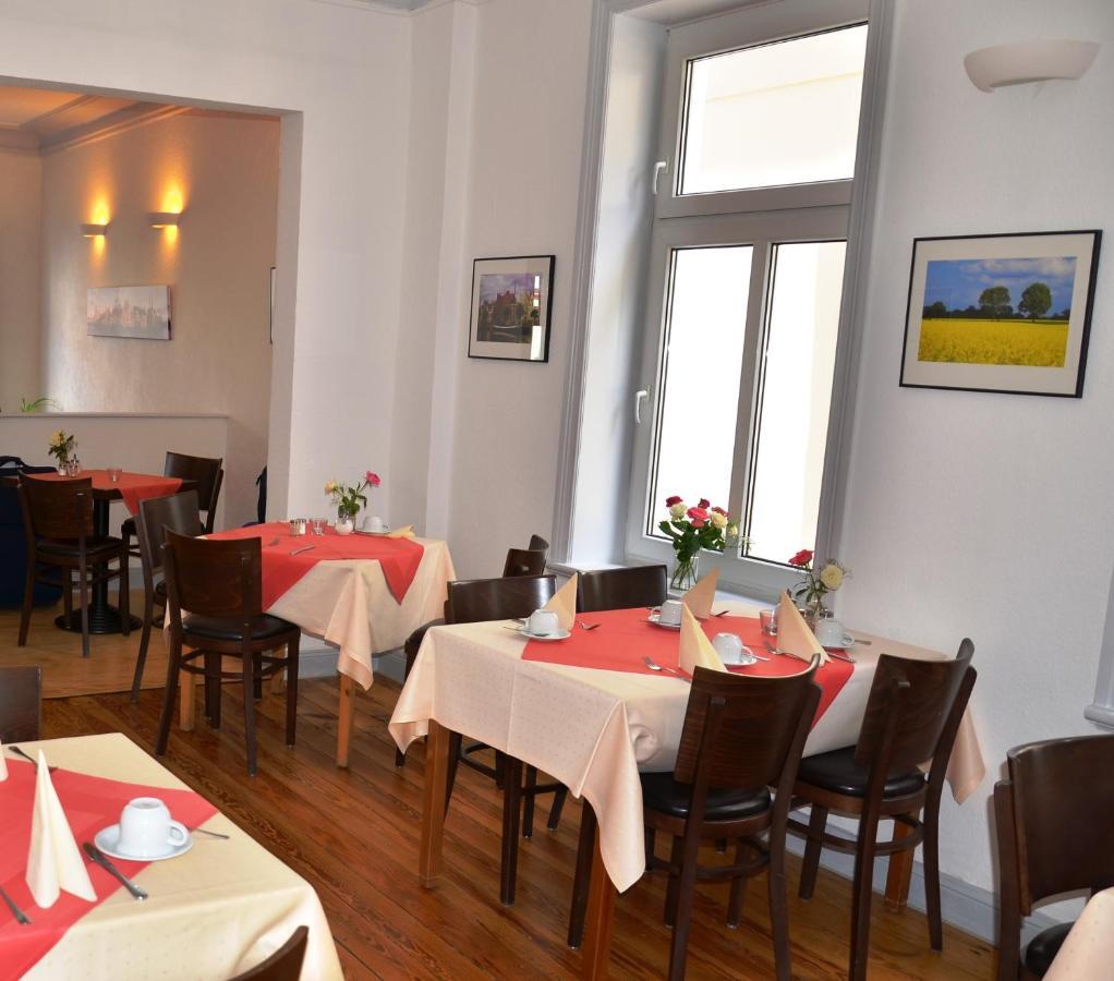 Cvjm Hotel Am Dom Lubeck Ngoại thất bức ảnh